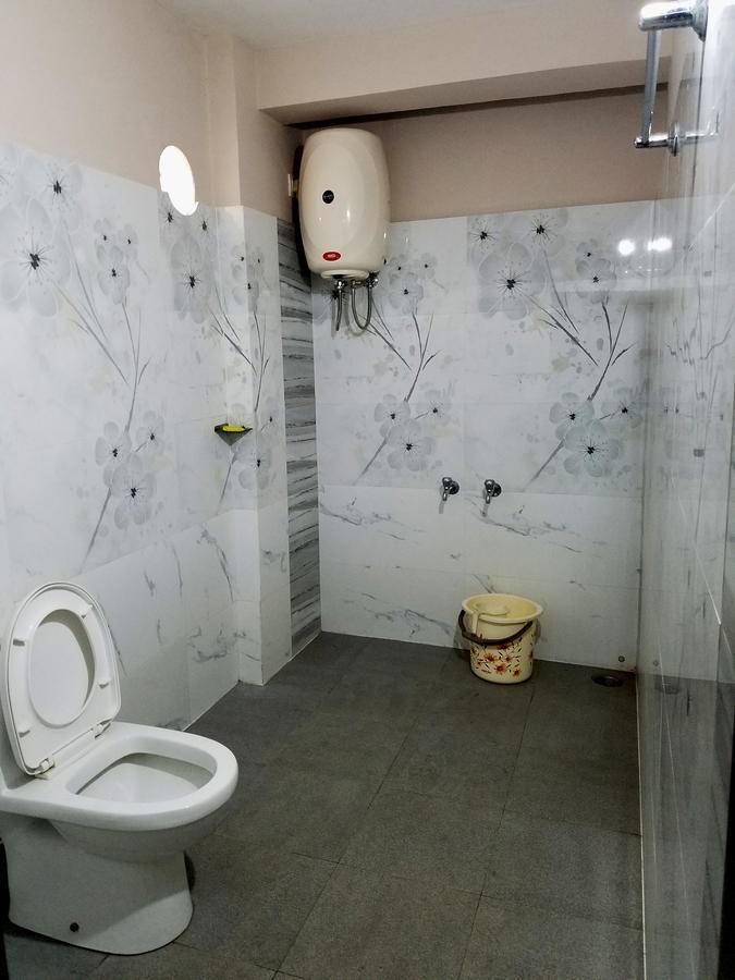 Venky'S Delight Hotel Rājahmundry Buitenkant foto